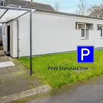 Tiny House In Duisburg By Junik Apartments